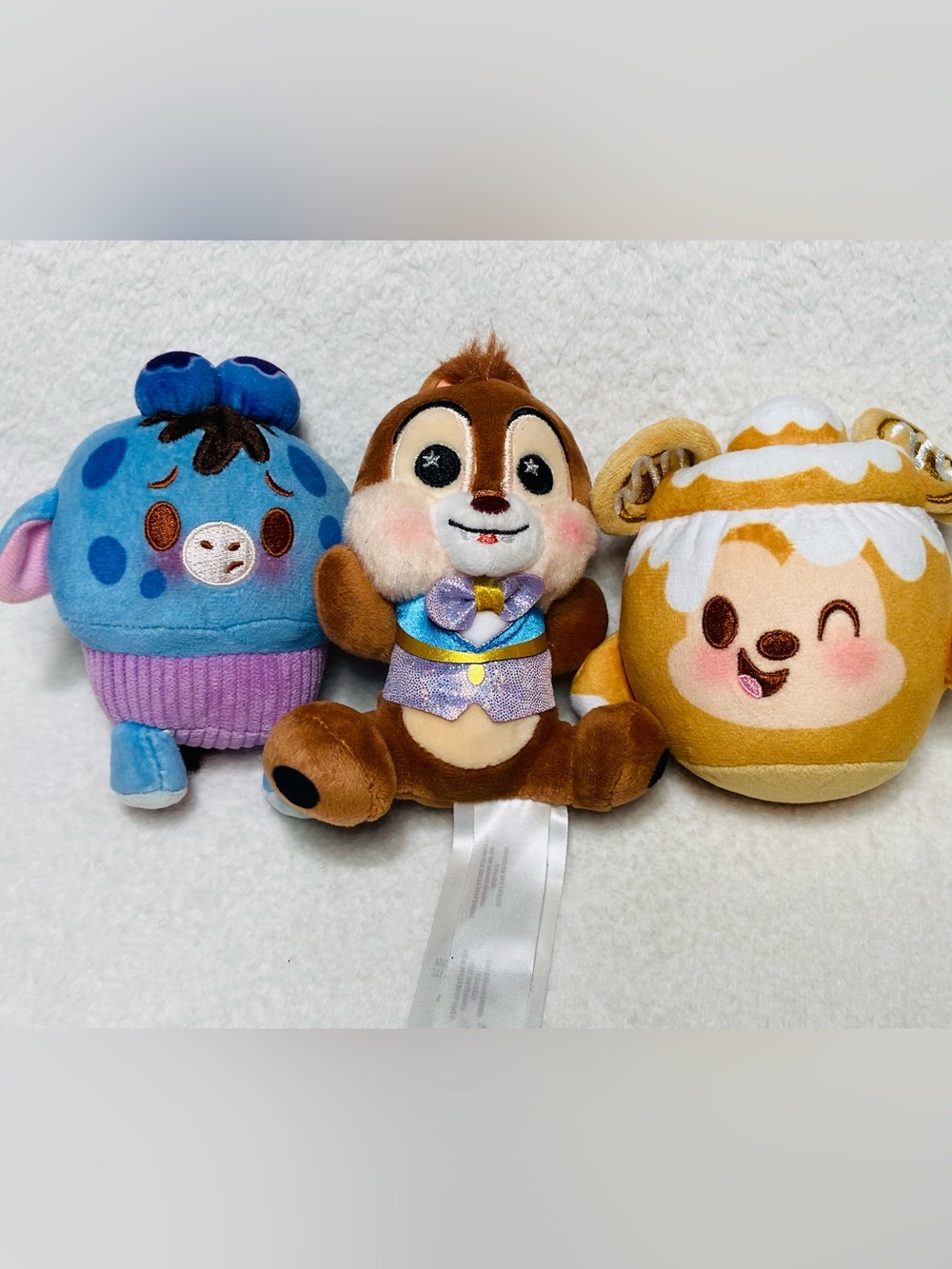Disney Treat Plushes Munchlings Baked Treats Eeyore Muffin Mickey Cinnamon Roll